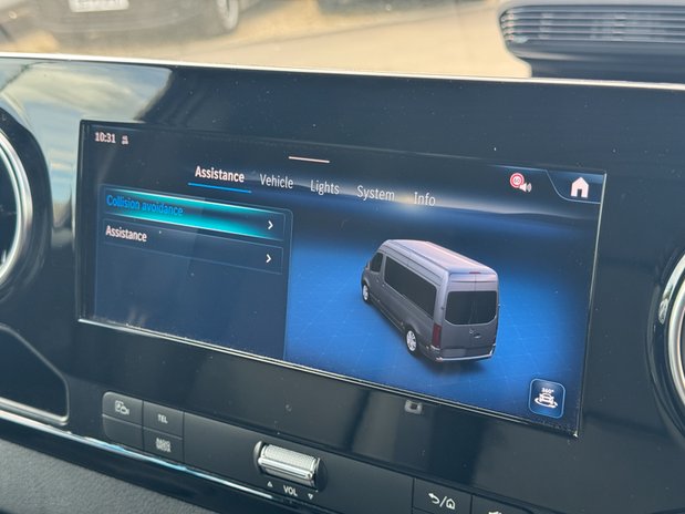 Mercedes-Benz Sprinter AUTO LWB L3H2 High Roof 315 Pro Air Con Sensors EURO 6 32