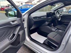 Ford Focus 1.0T EcoBoost MHEV ST-Line Edition Euro 6 (s/s) 5dr 31
