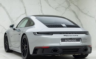 Porsche 911 (992) Carrera 4 GTS 3