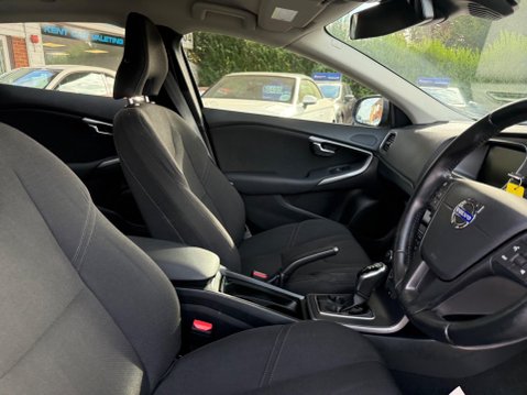 Volvo V40 1.6 D2 ES Nav Powershift Euro 5 (s/s) 5dr 20