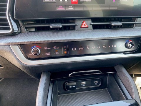 Kia Sportage 1.6 T-GDi MHEV 3 SUV 5dr Petrol Hybrid DCT Euro 6 (s/s) (148 bhp) 18
