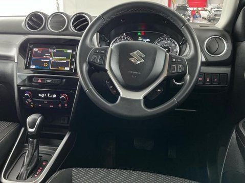 Suzuki Vitara SZ-T 5