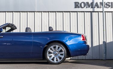Rolls-Royce Dawn 31
