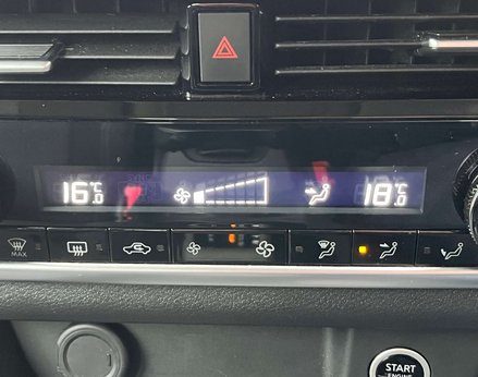 Nissan Qashqai 1.3 Qashqai Acenta Premium T MHEV CVT 5dr 54