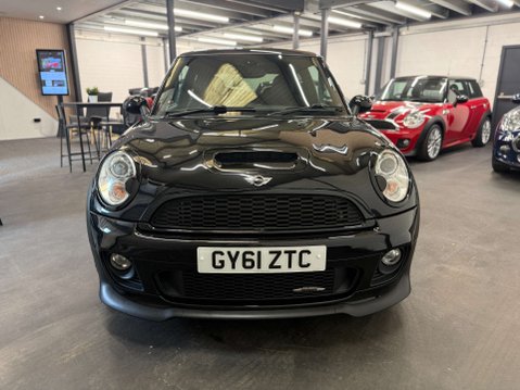 Mini Hatch 1.6 John Cooper Works Euro 5 3dr 6