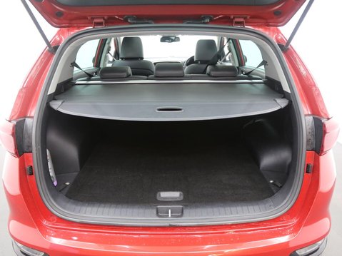 Kia Sportage 1.6 T-GDi 4 DCT AWD Euro 6 (s/s) 5dr 27