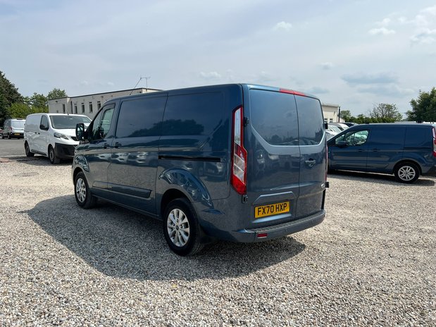 Ford Transit Custom SWB L1H1 (SOLD) Low Roof Limited 280 Air Con Alloys Sensors EURO 6 NO VAT 8