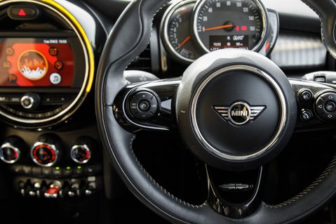 Mini Hatch COOPER EXCLUSIVE 18