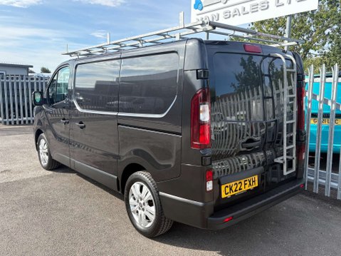Renault Trafic 2.0 dCi Blue SL28 Sport Panel Van 5dr Diesel Manual L1 H1 Euro 6 (s/s) (130 19
