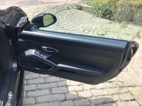 Porsche 911 (991) 3.8 Turbo S PDK 4WD Coupe 33