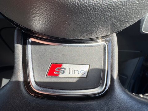 Audi Q3 TFSI S LINE 45