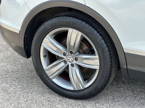 Volkswagen Tiguan 2.0 Tiguan SEL TDI BlueMotion Technology 5dr 36