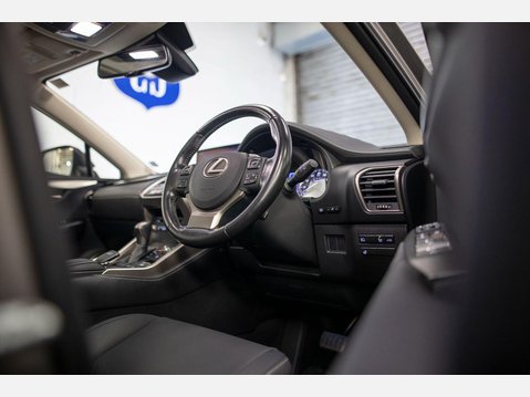Lexus NX 2.5 300h GPF Premium SUV 5dr Petrol Hybrid E-CVT 4WD Euro 6 (s/s) (197 ps) 55