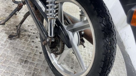Lifan LF 125 2008 13K NON RUNNING PROJECT BIKE LEARNER BIKE 125CC 28