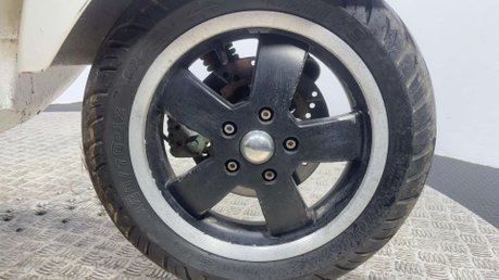 Piaggio Vespa GTS 2009 34K GOOD RUNNING SCOOTER PROJECT 300CC BIKE 12