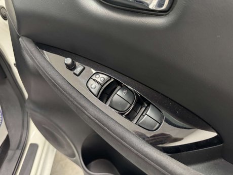 Nissan LEAF Leaf Black Edition 5dr 40