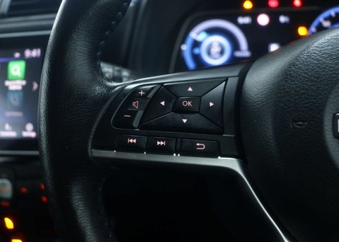 Nissan LEAF Leaf N-Connecta 5dr 35