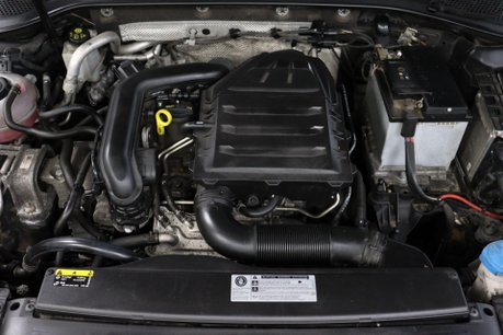 Volkswagen Golf S TSI 28