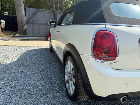 Mini Convertible 1.5 Cooper 2dr 46