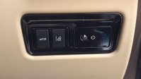 Jaguar XF 2.0d Portfolio Saloon 4dr Diesel Auto Euro 6 (s/s) (163 ps) 25