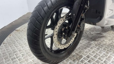 Aprilia SR GT 2022 18K NEW MOT 14BHP LEARNER SCOOTER HPI CLEAR 13