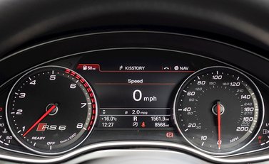 Audi RS6 Avant Performance 18