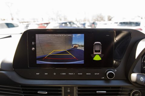 Hyundai i20 T-GDI ULTIMATE MHEV 33