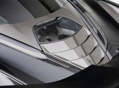 McLaren 720S Performance 31