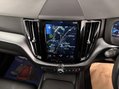 Volvo XC60 2.0 B4 MHEV Momentum Pro Auto AWD Euro 6 (s/s) 5dr 11