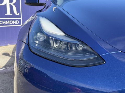 Tesla Model Y (Dual Motor) Long Range SUV 5dr Electric Auto 4WDE (384 bhp) 12