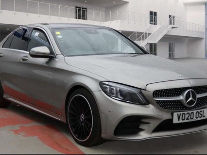 Mercedes-Benz C Class 2.0 C 220 AMG Line Premium D Auto 4dr