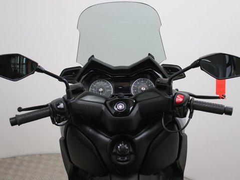 Yamaha Xmax X-MAX 300 (CZD 300-A) 14
