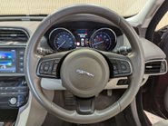 Jaguar XE 2.0 XE Portfolio i Auto 4dr 71