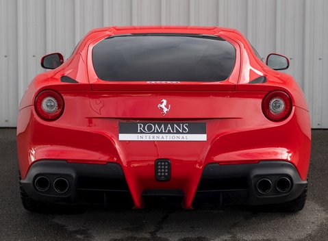 Ferrari F12 Berlinetta 5