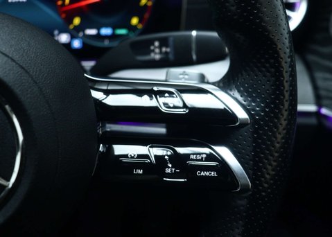 Mercedes-Benz E Class 2.0 E300h MHEV AMG Line Night Edition (Premium Plus) Coupe 2dr Petrol Hybri 35