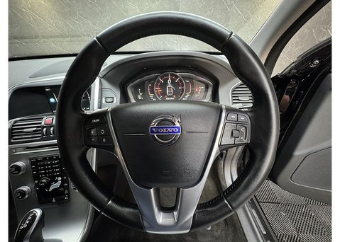 Volvo XC60 2.4 D5 SE Lux Nav SUV 5dr Diesel Auto AWD Euro 6 (s/s) (220 ps) 55