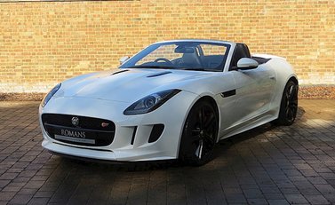 Jaguar F-Type S V8 Convertible 14