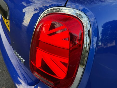 Mini Hatch COOPER CLASSIC 16