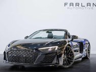 Audi R8 5.2 FSI V10 Spyder 2dr Petrol S Tronic quattro Euro 6 (s/s) (570 ps) 4