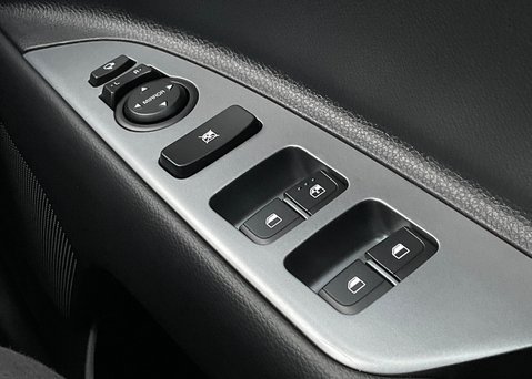 Kia Rio 1.0 T-GDi 48V 118 GT-Line S 20