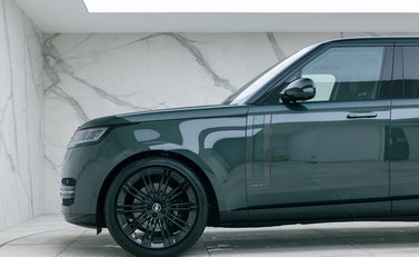 Land Rover Range Rover D350 Autobiography LWB 7 Seater 23