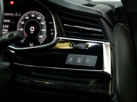 Audi Q7 3.0 TFSI V6 55 Vorsprung SUV 5dr Petrol Tiptronic quattro Euro 6 (s/s) (340 46