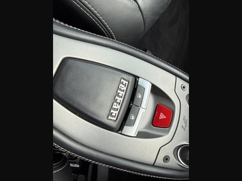 Ferrari 458 4.5 Italia F1 DCT Euro 5 2dr 38