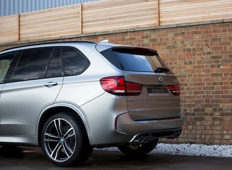 BMW X5 M 9