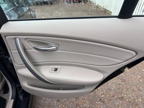 BMW 1 Series 118D SE 39