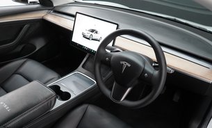 Tesla Model 3 MODEL 3 RWD 19'' Sport Alloy Wheels Ryzen GROK AI Heat Pump One Owner VATQ 13