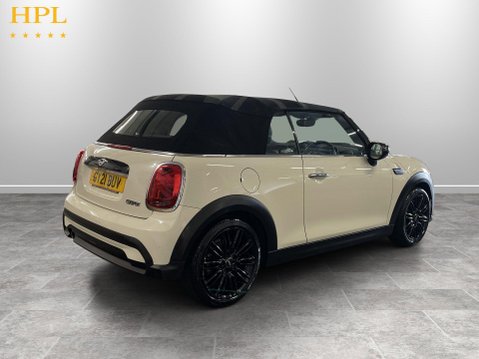 Mini Convertible 1.5 Cooper Exclusive Convertible 2dr Petrol Steptronic Euro 6 (s/s) (136 ps 7