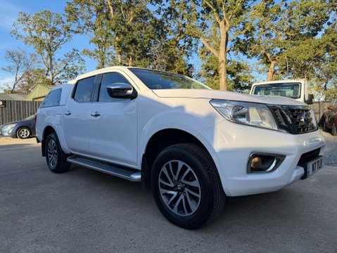 Nissan Navara 2.3 Navara N-Connecta dCi 4WD 5dr 13