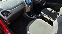 Toyota Aygo 1.0 VVT-i x-play Hatchback 5dr Petrol x-shift Euro 6 (Safety Sense) (71 ps) 31