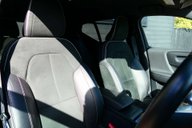 Volvo XC40 2.0 XC40 R-Design Pro T4 AWD Auto 4WD 5dr 5